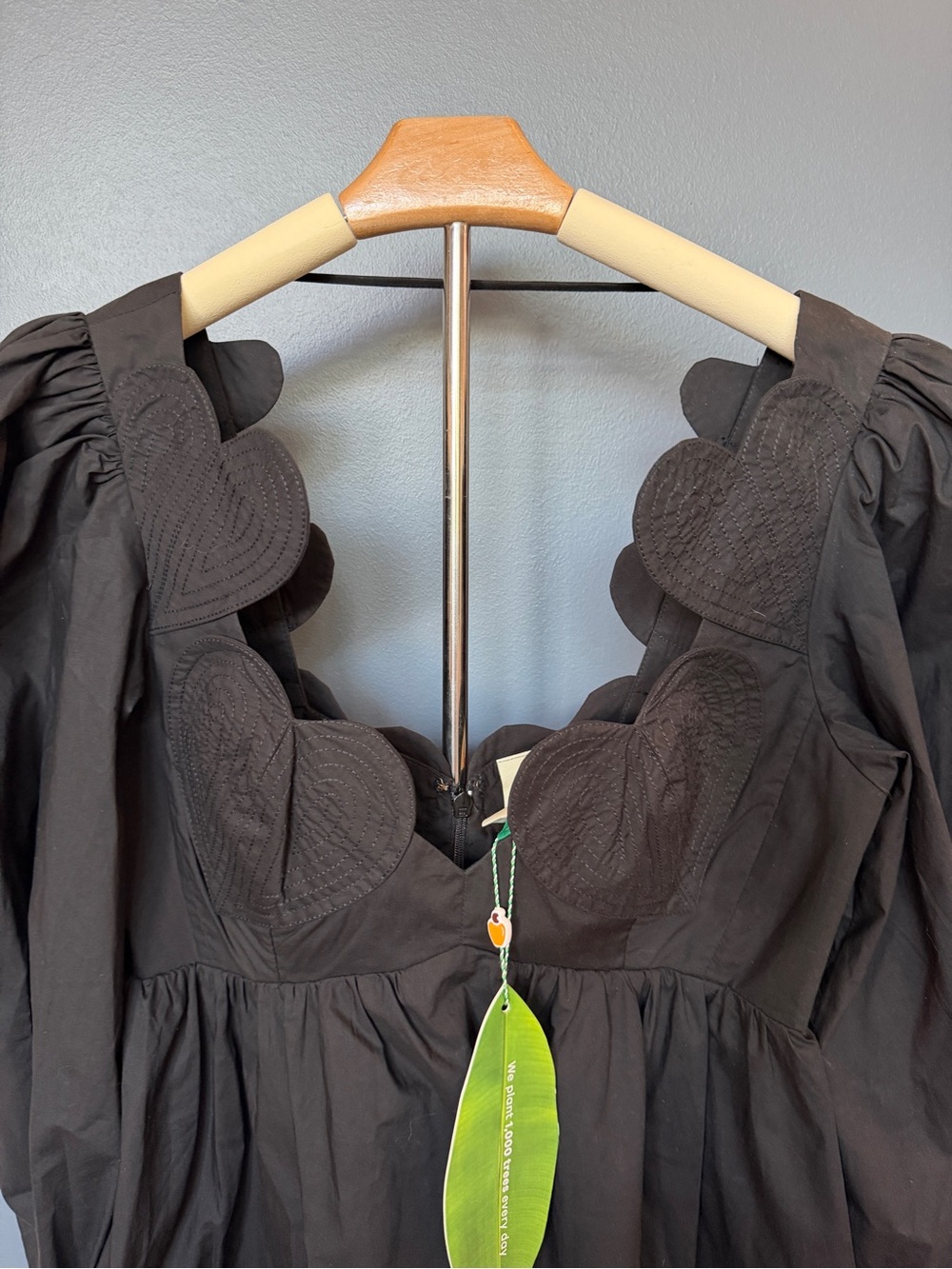 FARM Rio NWT Black Mini Dress with Scalloped Neckline - Picture 4 of 6